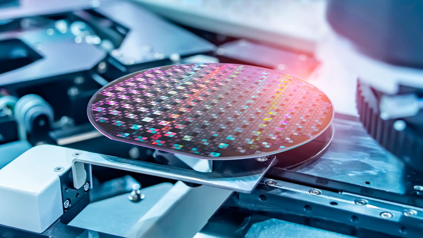 Safety distance for wafer heating